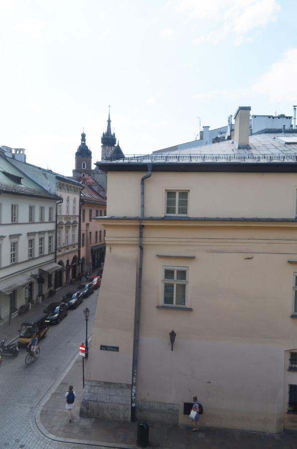 Sara -Mikolajska - Rynek - Netflix Hydromassage Apartment Krakow Bagian luar foto