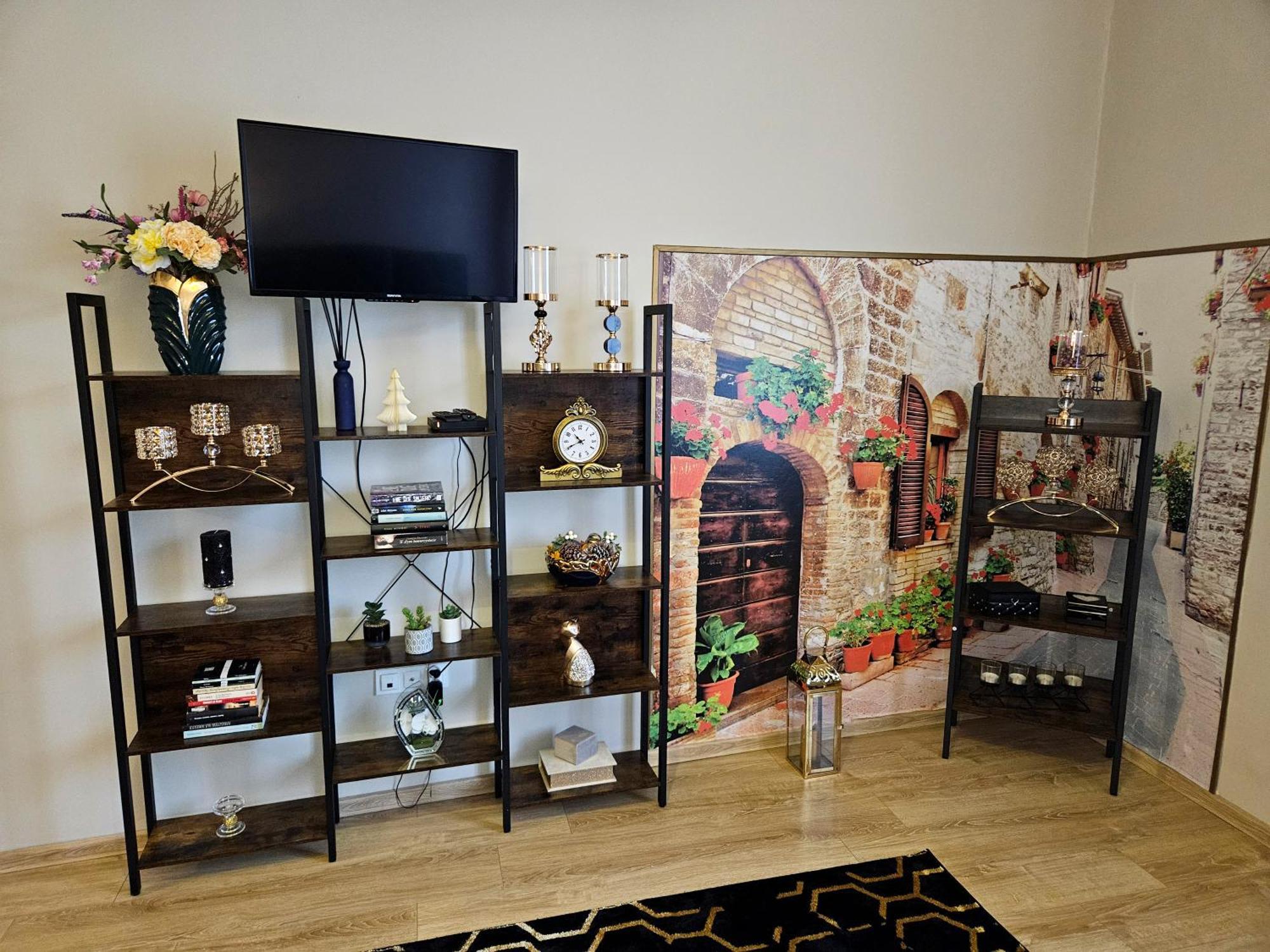 Sara -Mikolajska - Rynek - Netflix Hydromassage Apartment Krakow Bagian luar foto